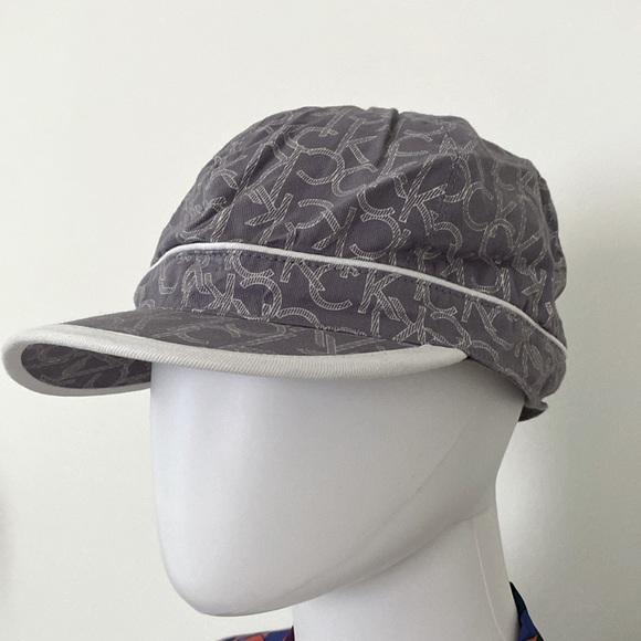 Calvin Klein Hat Cap Women’s Set of 2 Gray and Brown - Picture 3 of 11